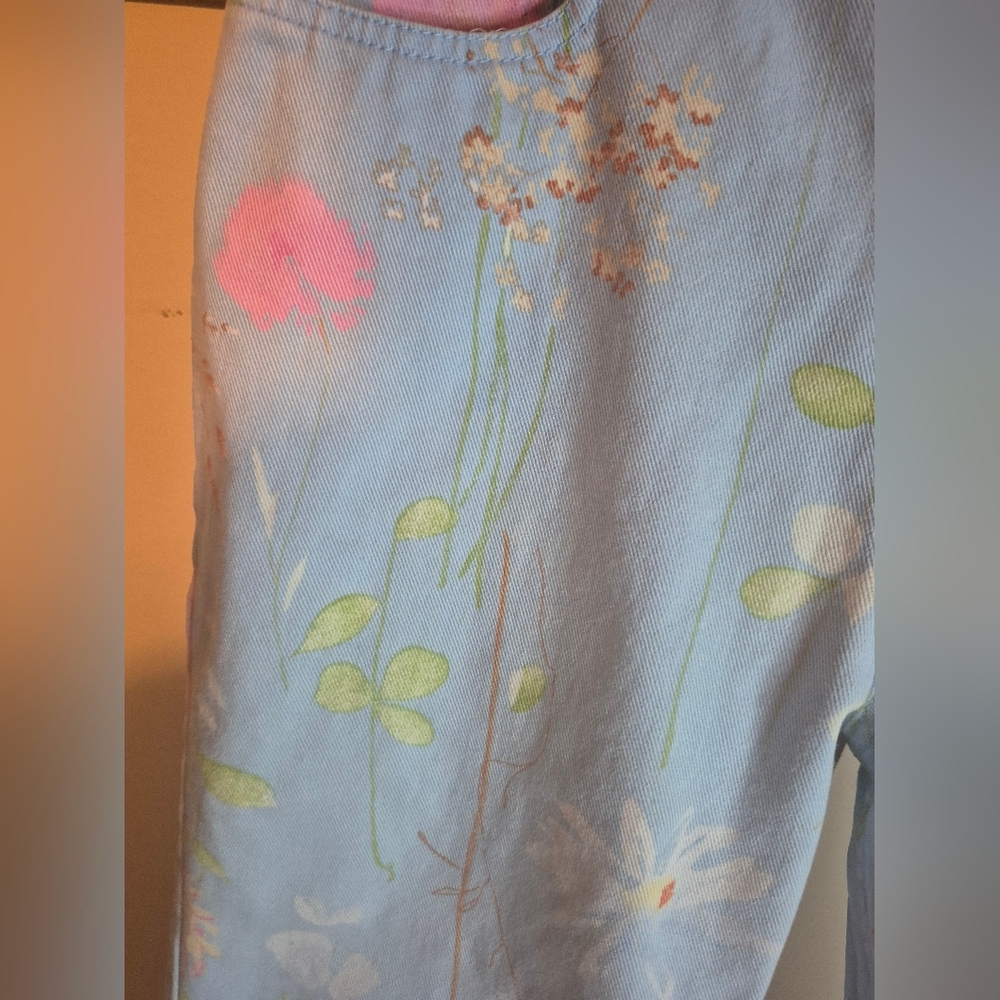 Bill Blass Light Blue Floral Jeans - Picture 2 of 6